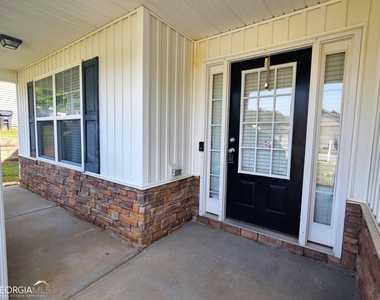 45 Manchester Lane - Photo Thumbnail 1