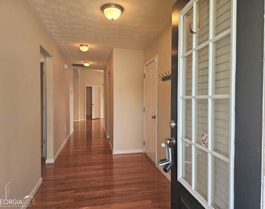 45 Manchester Lane - Photo Thumbnail 2