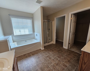 45 Manchester Lane - Photo Thumbnail 11