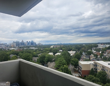 375 Ralph Mcgill Boulevard Ne - Photo Thumbnail 9