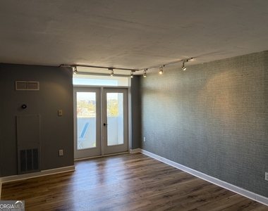 375 Ralph Mcgill Boulevard Ne - Photo Thumbnail 1