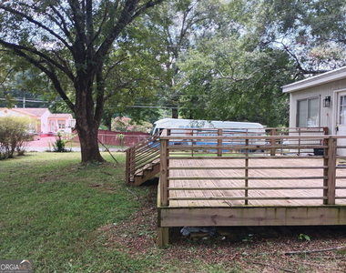 300 Martin Circle - Photo Thumbnail 2