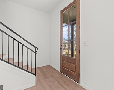 101 Carroll Circle - Photo Thumbnail 1
