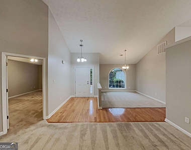 187 Alexis Drive - Photo Thumbnail 9