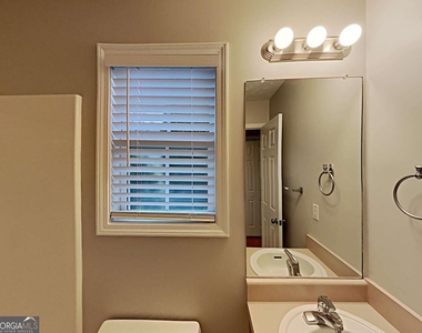 187 Alexis Drive - Photo Thumbnail 7