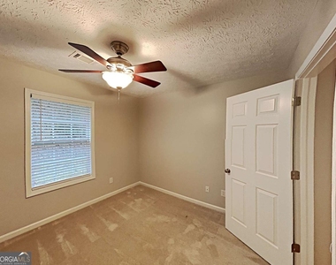 187 Alexis Drive - Photo Thumbnail 6