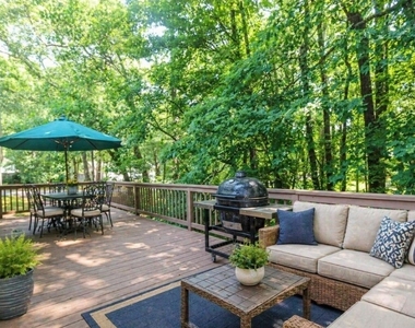 3406 Salem East Drive Se - Photo Thumbnail 16