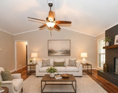 3406 Salem East Drive Se - Photo Thumbnail 4