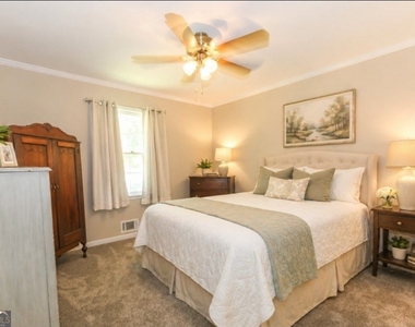 3406 Salem East Drive Se - Photo Thumbnail 11