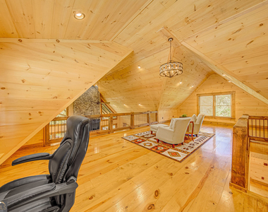 380 Biguns Boulevard - Photo Thumbnail 26