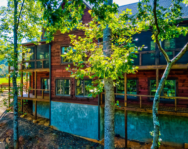 380 Biguns Boulevard - Photo Thumbnail 1