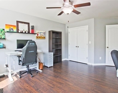 112 Davina Drive - Photo Thumbnail 24