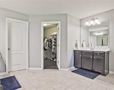 112 Davina Drive - Photo Thumbnail 19