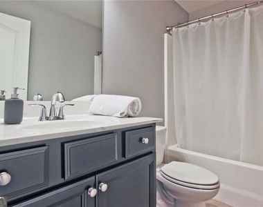 112 Davina Drive - Photo Thumbnail 31
