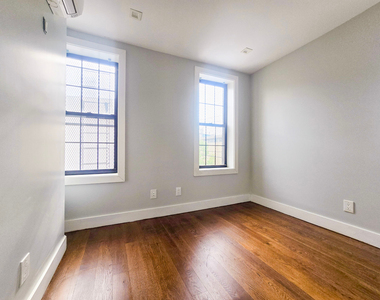 6702 60th Street - Photo Thumbnail 5