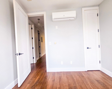 6702 60th Street - Photo Thumbnail 16