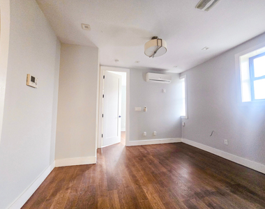 6702 60th Street - Photo Thumbnail 3