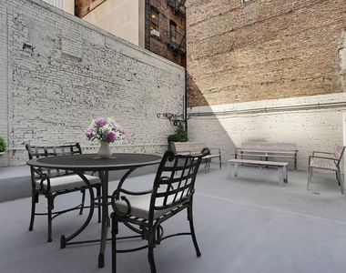 350 West 45th Street - Photo Thumbnail 4