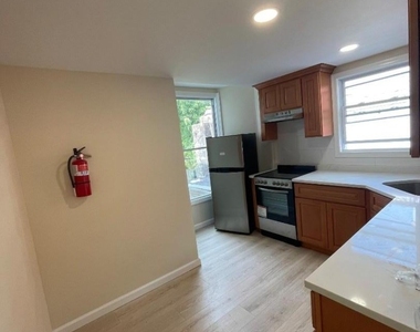 382 S Main St - Photo Thumbnail 1