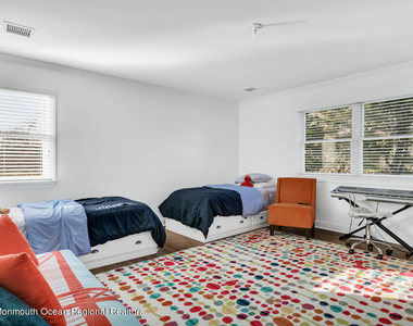 1 Horatius Way - Photo Thumbnail 19