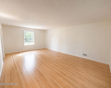 2908 Logan Road - Photo Thumbnail 4