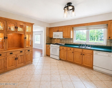 2908 Logan Road - Photo Thumbnail 7