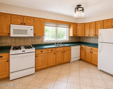2908 Logan Road - Photo Thumbnail 6
