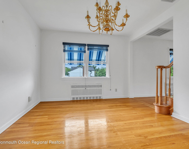 11 Elm Avenue - Photo Thumbnail 8