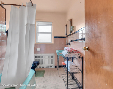 11 Elm Avenue - Photo Thumbnail 12
