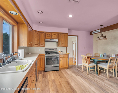 11 Elm Avenue - Photo Thumbnail 4
