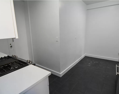 Central Park West - Photo Thumbnail 13