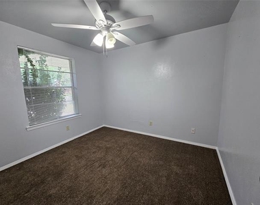 509 Arbor Lane - Photo Thumbnail 19