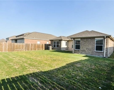 216 Mill Street - Photo Thumbnail 20