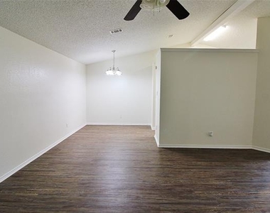 1103 Hemlock Court - Photo Thumbnail 2