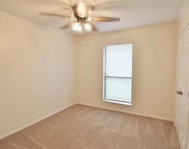 1103 Hemlock Court - Photo Thumbnail 7