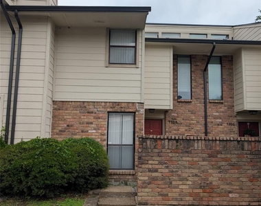 6646 E Lovers Lane - Photo Thumbnail 17