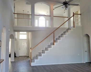 5400 Meadow Valley Drive - Photo Thumbnail 4