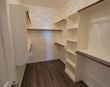 5400 Meadow Valley Drive - Photo Thumbnail 26