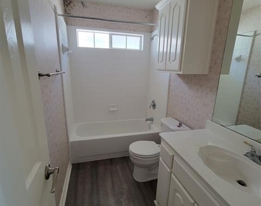 5400 Meadow Valley Drive - Photo Thumbnail 21