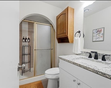 2213 Proctor - Photo Thumbnail 14