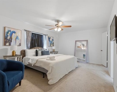 2213 Proctor - Photo Thumbnail 13