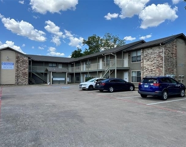 2526 W Prairie Street - Photo Thumbnail 1