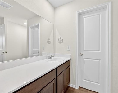 4121 Amethyst Drive - Photo Thumbnail 19