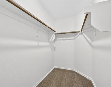 4121 Amethyst Drive - Photo Thumbnail 20