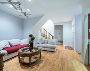 5136 Westgrove Drive - Photo Thumbnail 6