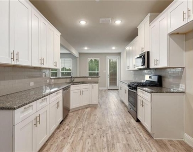2900 Galveston Street - Photo Thumbnail 17