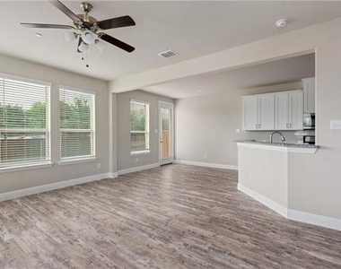 2900 Galveston Street - Photo Thumbnail 21