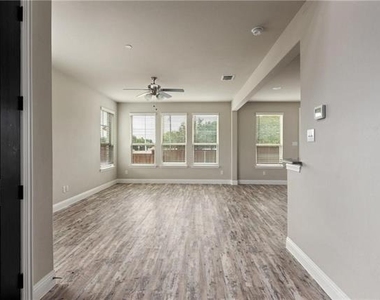 2900 Galveston Street - Photo Thumbnail 22