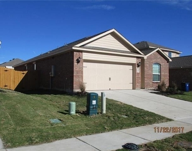 1228 Arizona Drive - Photo Thumbnail 1