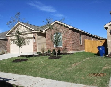 1228 Arizona Drive - Photo Thumbnail 2